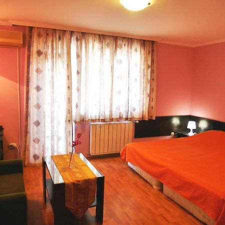 Guest House Yanina Varna Exterior foto